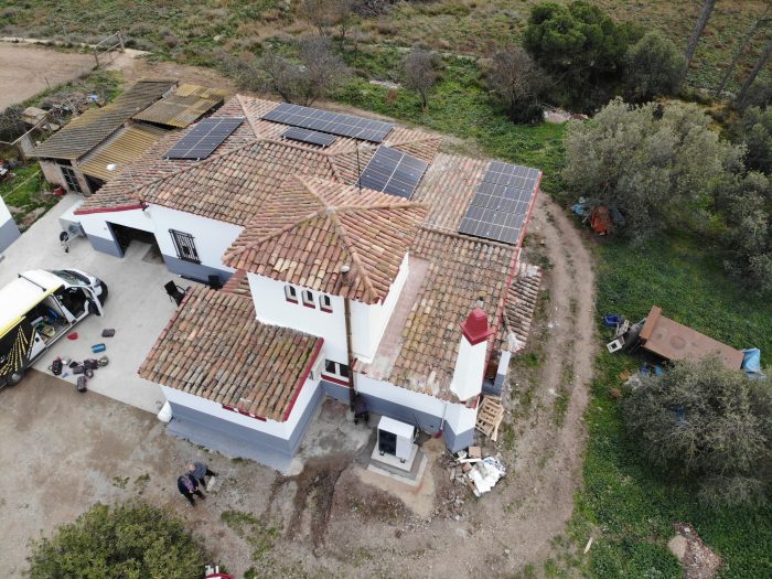 autoconsumo solar y aerotermia
